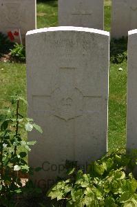 Namps-Au-Val British Cemetery - Walton, Harry