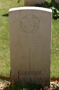 Namps-Au-Val British Cemetery - Ware, T H H