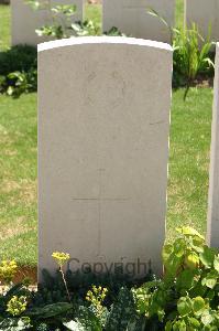 Namps-Au-Val British Cemetery - Weller, A F