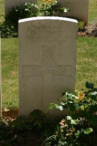 Namps-Au-Val British Cemetery - White, Henry Charles