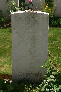 Namps-Au-Val British Cemetery - Williams, Henry Stuart Homer