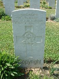 Sangro River War Cemetery - Barrow, Ralph Lawton