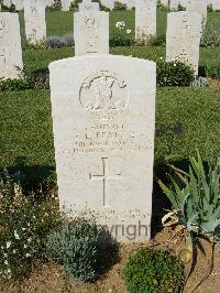 Sangro River War Cemetery - Beattie, Ernest Edward