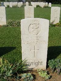 Sangro River War Cemetery - Bird, Reginald