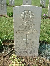 Sangro River War Cemetery - Brown, Andrew