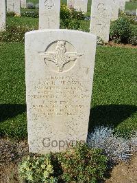 Sangro River War Cemetery - Brown, Arthur G.