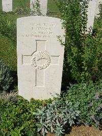 Sangro River War Cemetery - Brown, Ivan