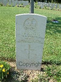 Sangro River War Cemetery - Brown, John Allen