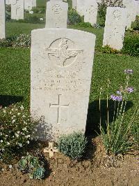 Sangro River War Cemetery - Brown, William