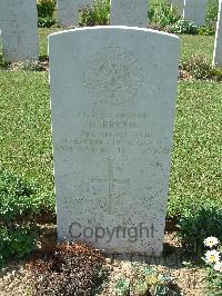 Sangro River War Cemetery - Bryan, Dennis