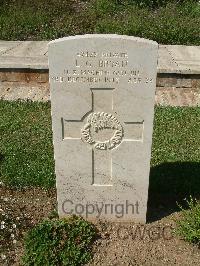 Sangro River War Cemetery - Bryan, Leslie George