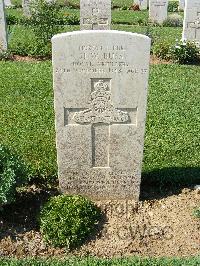 Sangro River War Cemetery - Buss, Horace W.