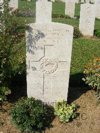 Sangro River War Cemetery - Caldwell, John Richard
