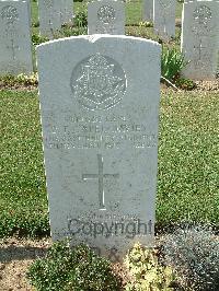 Sangro River War Cemetery - Capel-Davies, Bernard Trevor