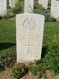 Sangro River War Cemetery - Chisholm, I G C