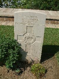 Sangro River War Cemetery - Chuck, Sunny Ivan Colin