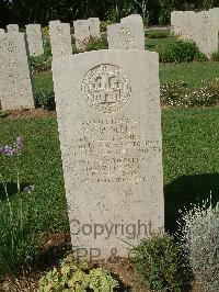 Sangro River War Cemetery - Connelly, James