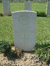 Sangro River War Cemetery - Danks, Raymond