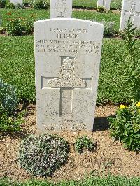Sangro River War Cemetery - Davis, Henry
