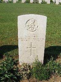 Sangro River War Cemetery - Deakin, Thomas