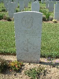 Sangro River War Cemetery - Delaney, Desmond