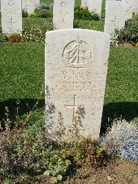 Sangro River War Cemetery - Dodd, Herbert Arthur