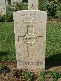 Sangro River War Cemetery - Dyer, Tane Keith
