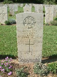 Sangro River War Cemetery - Dyer, Victor Frederick