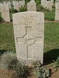 Sangro River War Cemetery - Earl, Thomas Heatley