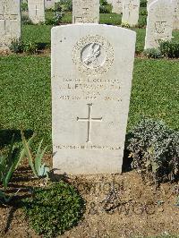Sangro River War Cemetery - Edwards, L L