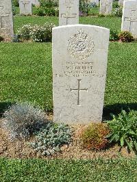 Sangro River War Cemetery - Forrest, William