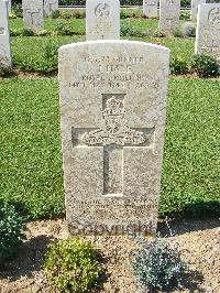 Sangro River War Cemetery - Hale, James