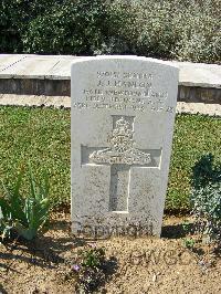 Sangro River War Cemetery - Hanlon, John Joseph