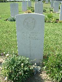 Sangro River War Cemetery - Hawes, Leonard Arthur