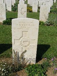 Sangro River War Cemetery - Henderson, Noel James