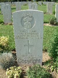 Sangro River War Cemetery - Henderson, Stanley James
