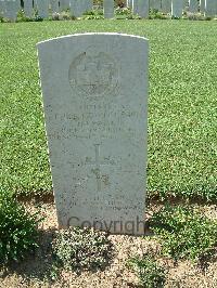 Sangro River War Cemetery - Hewitt, Ernest Basil Snell