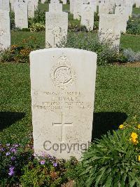 Sangro River War Cemetery - Hince, Edward
