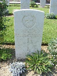 Sangro River War Cemetery - Holmes, George Mawson