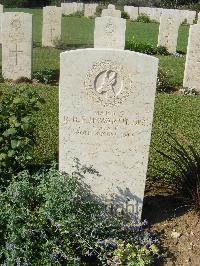 Sangro River War Cemetery - Howarth, Ralph Hubert Francis
