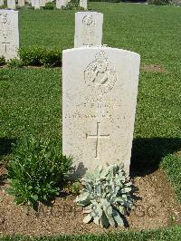 Sangro River War Cemetery - Howe, Richard Frederick