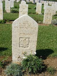 Sangro River War Cemetery - Jagoda, H