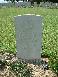 Sangro River War Cemetery - Jones, Robert John