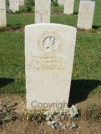 Sangro River War Cemetery - Jordan, E C