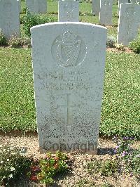 Sangro River War Cemetery - Kelly, James David