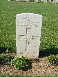 Sangro River War Cemetery - Lea, Charles