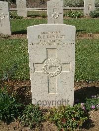 Sangro River War Cemetery - Lindsay, David Powell