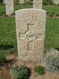 Sangro River War Cemetery - Lippert, Grahame David