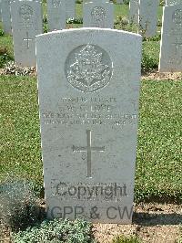 Sangro River War Cemetery - Love, Walter Charles