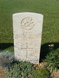 Sangro River War Cemetery - MacGregor, Eric Gordon